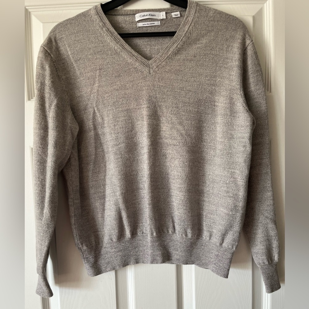Calvin Klein Women’s Extra Fine Merino Wool Sweater Size Large
